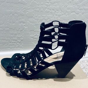 Vince Camuto black suede gladiators